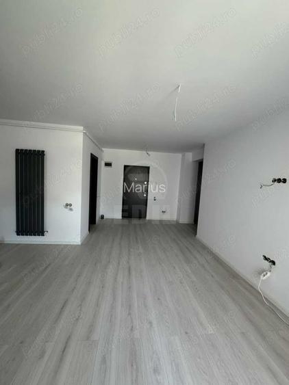 Apartament cu 3 camere, finisat, zona Eroilor