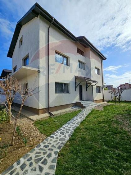Casa / Vila spatioasa P+1+M de vanzare zona Padurea Cernica - 26