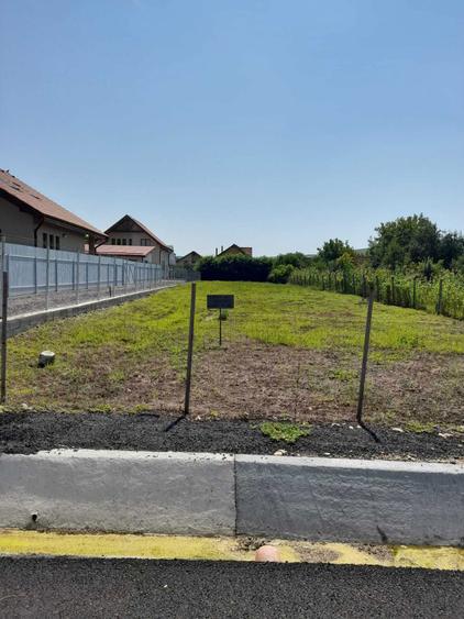 Teren intravilan de vanzare in Sangeorgiu de Mures, 1300 mp - 1