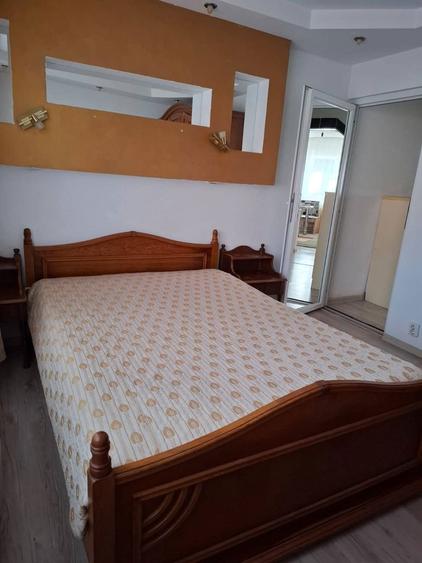 Apartament 3 camere,2 bai, 72 MP, bucatarie si beci mare ,parter inalt - Bd . Traian -Hunedoara - 8
