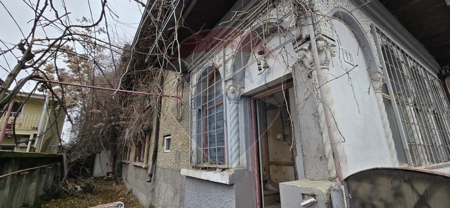 De vanzare | Casa cu 3-5 camere, necesita renovare | Zona Baicului - 2