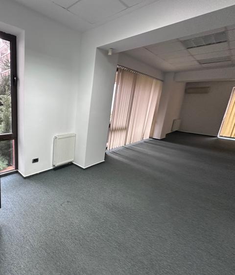 210 mp la parter in imobil nou. - 5