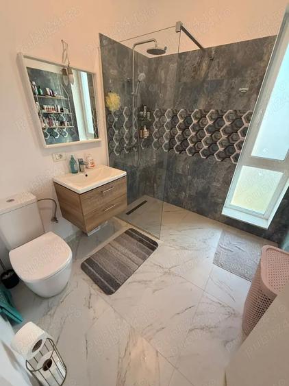 Proprietar vand casa spatioasa cu perete despartitor de 50 cm - 1