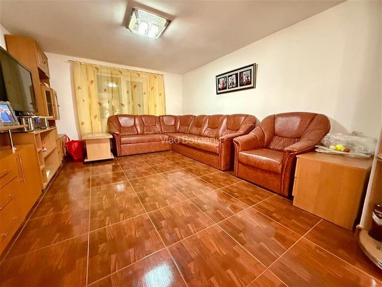 Casa individuala cu 4 camere situata in zona Lunca Cetatuii