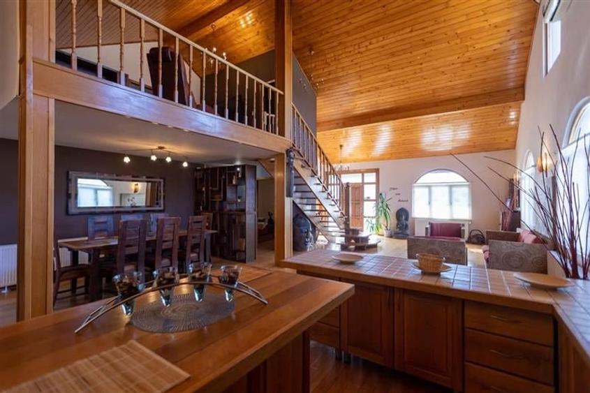 Exclusivitate! Col? de Rai: Casa arhitectura deosebita, cu acces direct la rau, - 6