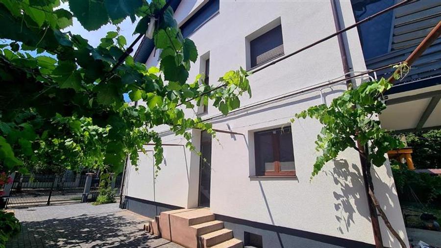 Spatiu birouri, parter de vila, parcare, Zona Favorit - 1