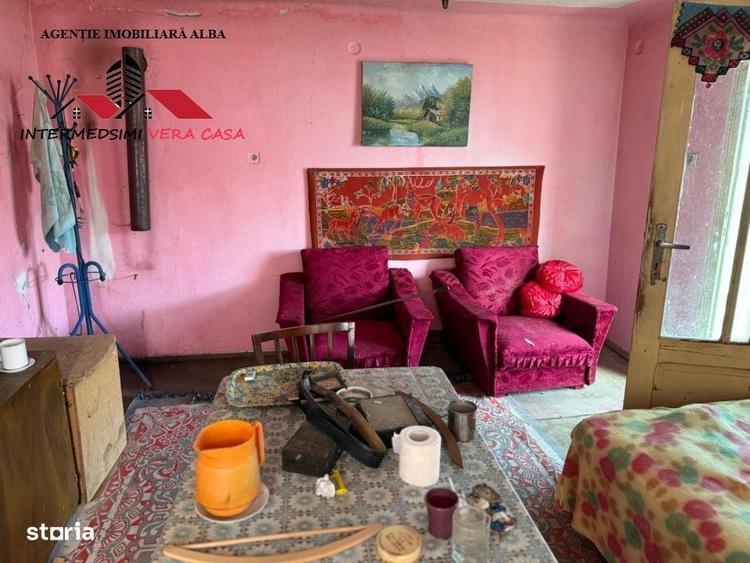 Casă cu 4 camere în Pârău lui Mihai