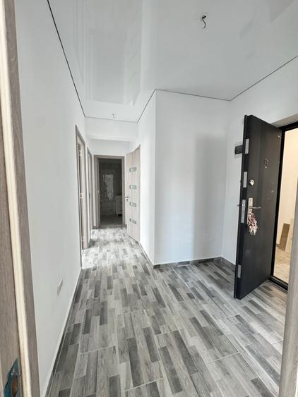 Apartament cu 3 camere decomandat în Militari