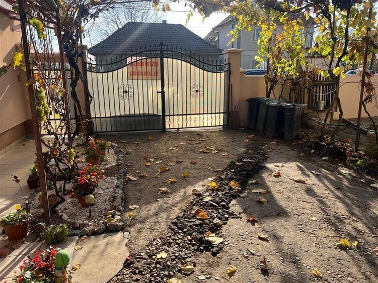 RECO Casa frumoasa la sosea SALARD - 15