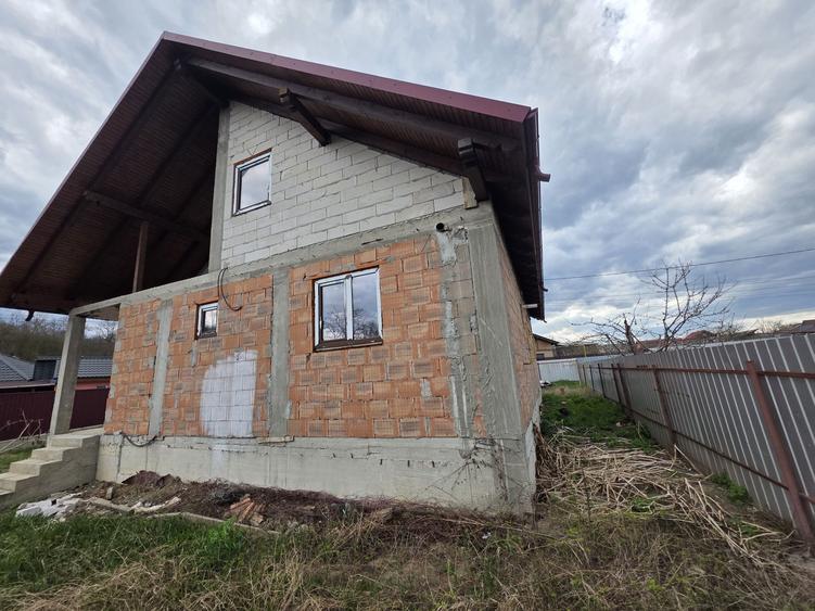Casa de vanzare in Magura cu interioarele finisate. - 6