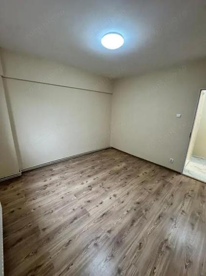 Apartament ULTRACENTRAL-renovat complet potrivit de investitie sau locuinta pers - 8