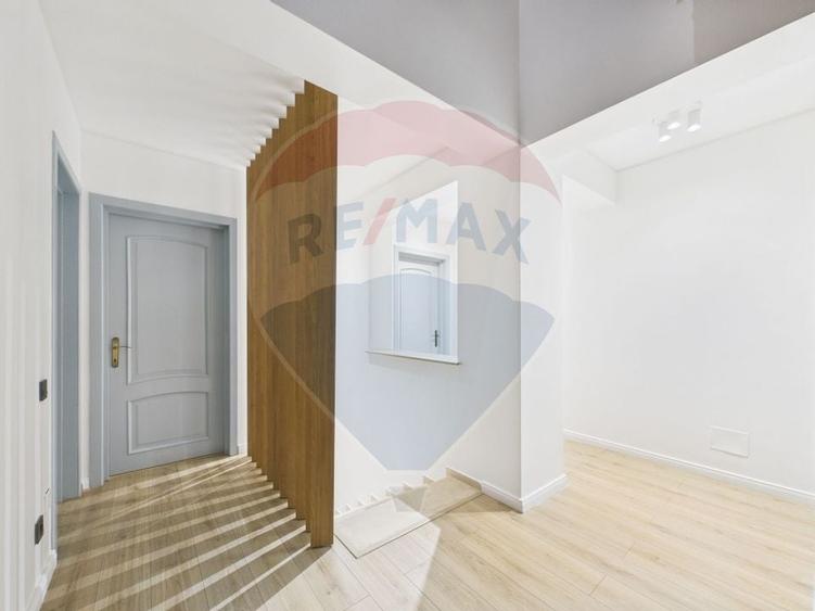 Casă / Vilă Pipera  cu 7 camere de închiriat - 17