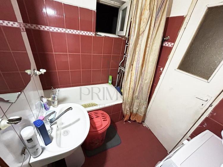 Dambovita - 3 camere - decomandat - ETAJ 1 - 7