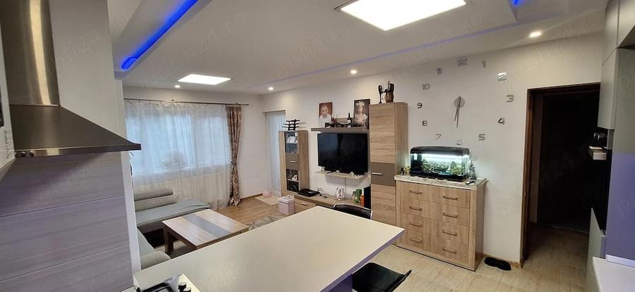 Apartament cu 3 camere decomandat în Șelimbăr