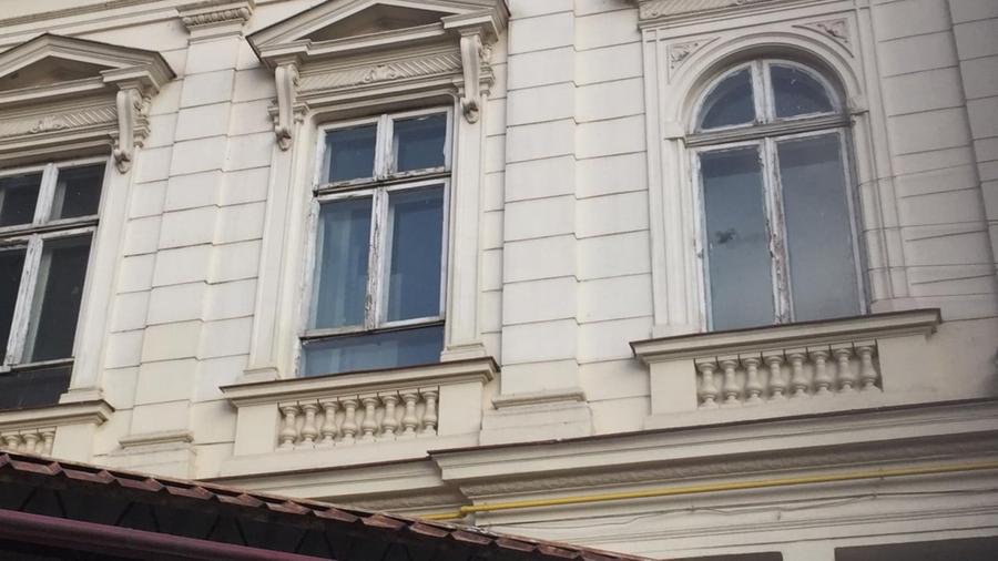 Imobil istoric de vanzare in Centrul Vechi, Bucuresti. INVESTITTIE. 3.700.000 E - 7