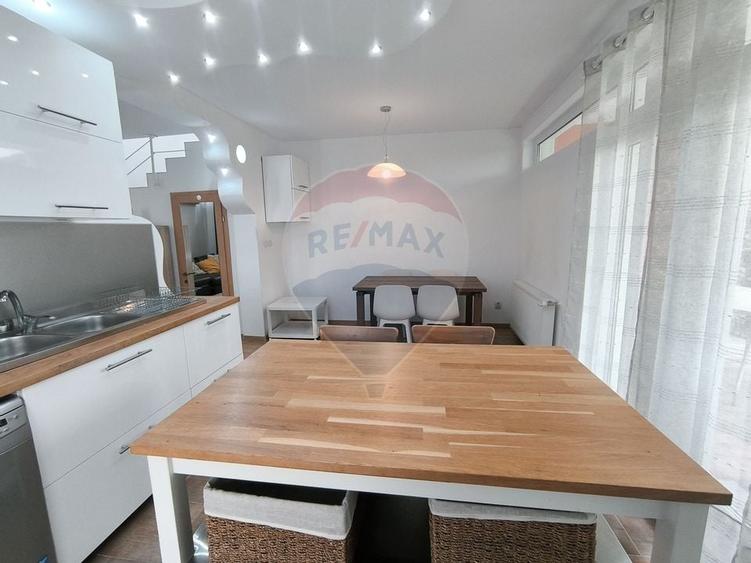 Casă de vanzare - 17