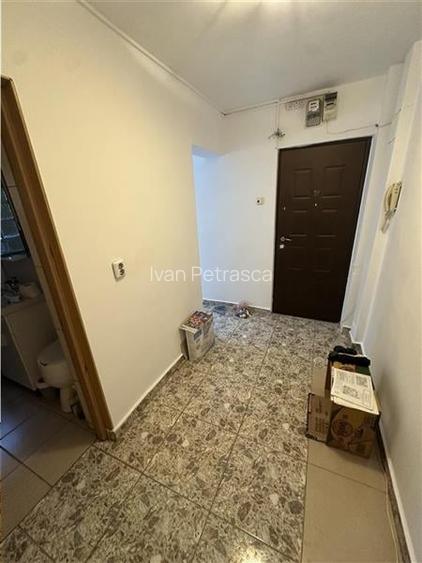 Cu centrala si balcon langa scoala 24