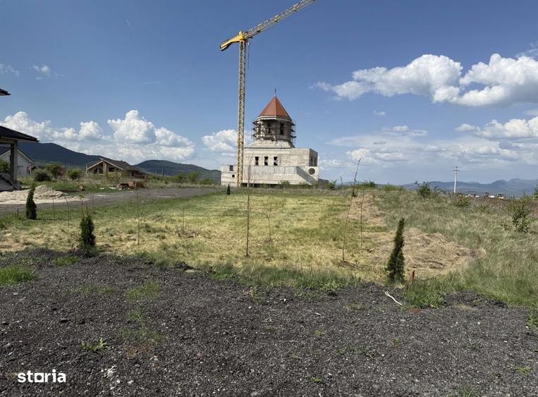 Teren intravilan - 8