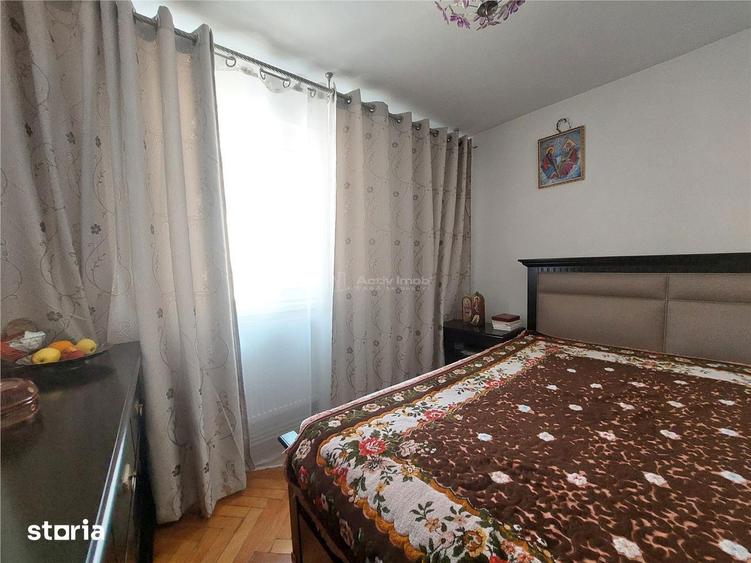 4 camere, semidecomandat, 60 mp, etaj 3, zona Micro 5 - 2