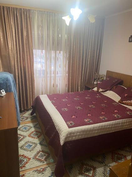 Apartament 2 camere decomandat, zona Km 5 - 11