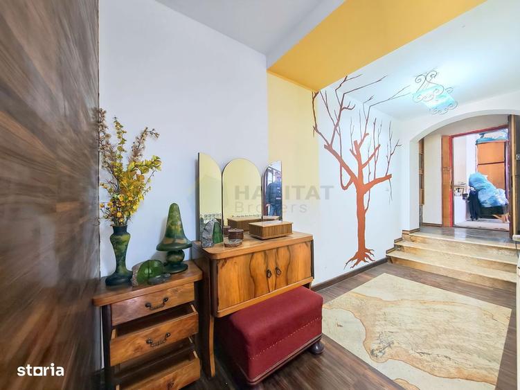 Oportunitate I in Centrul Targovistei: Cladire de 498 mp - 2