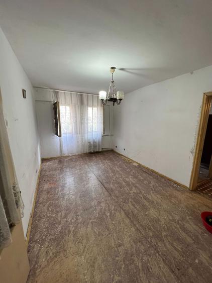 Vand apartament 2 camere ultracentral - 5