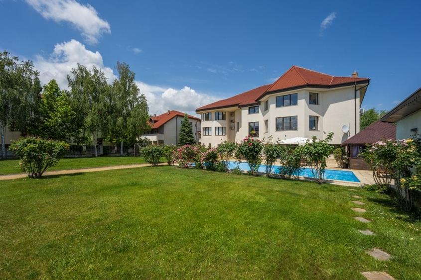 Vila exclusivista in Baneasa – teren 3.718 mp, suprafata desfasurata 1.750 mp - 87