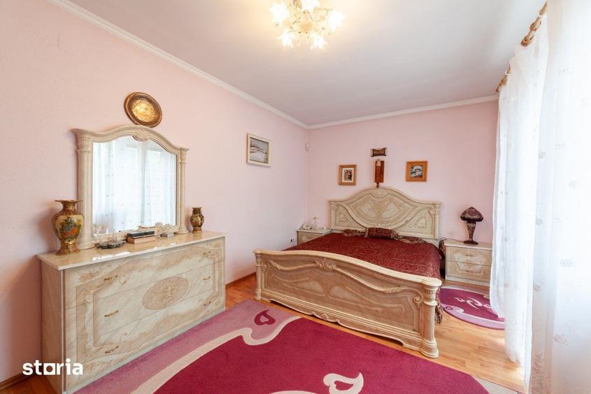 Casă cu 5 camere cu Teren 857 Mp în Ștefănești
