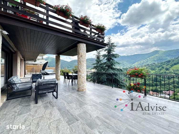 Apartament cu 3 camere în Schei
