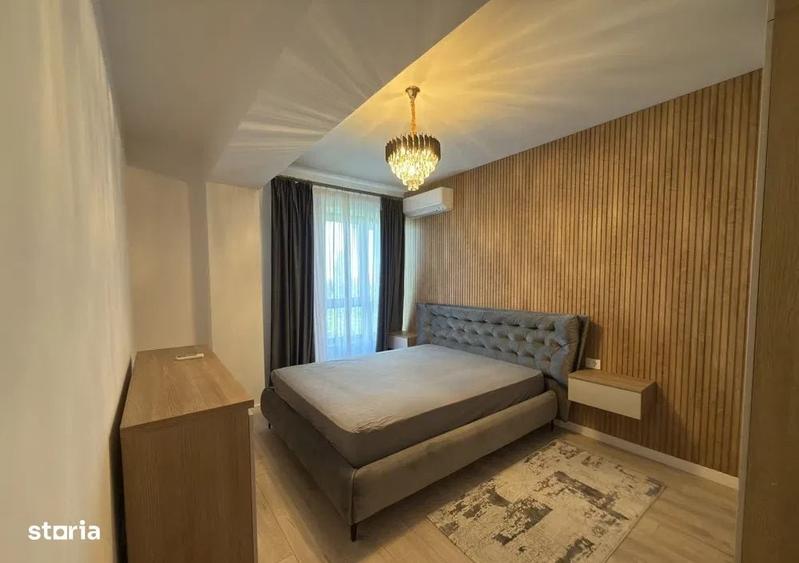 Apartament cu 3 camere decomandat în Sisești