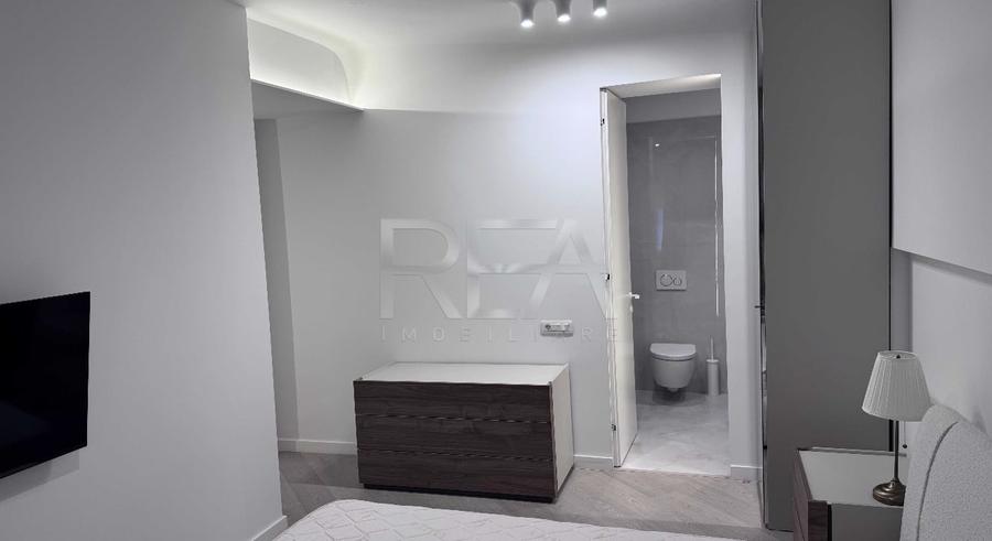 Apartament cu 3 camere semidecomandat, mobilat în Voluntari
