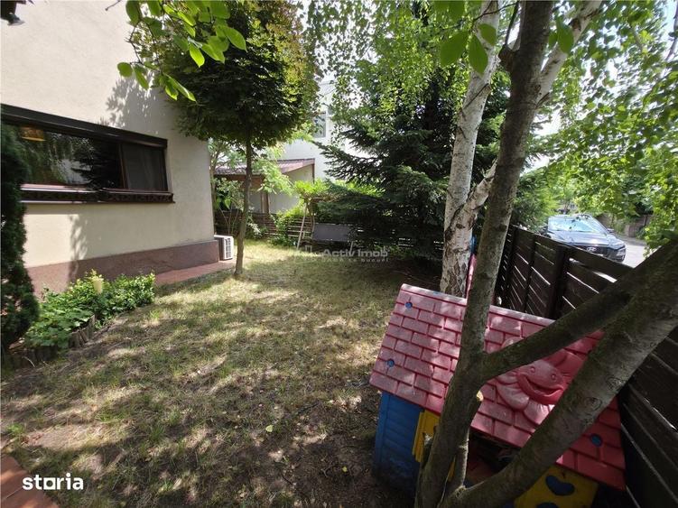Casă cu 4 camere în Adunații-Copăceni