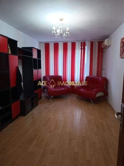 Apartament cu 3 camere semidecomandat, mobilat în Ozana