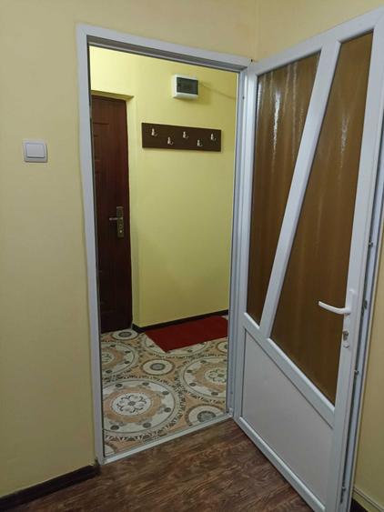 Garsonieră decomandată în Steaua