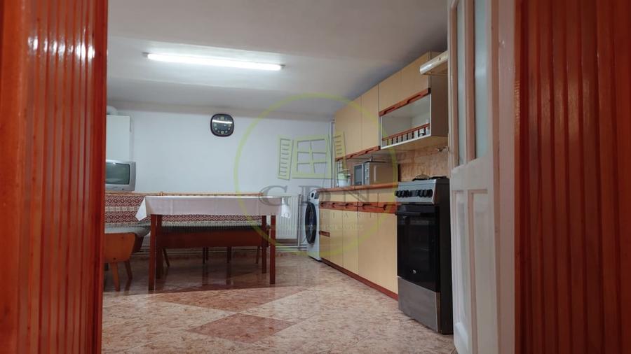 Casă individuală cu 4 camere cu Canalizare în Lupeni