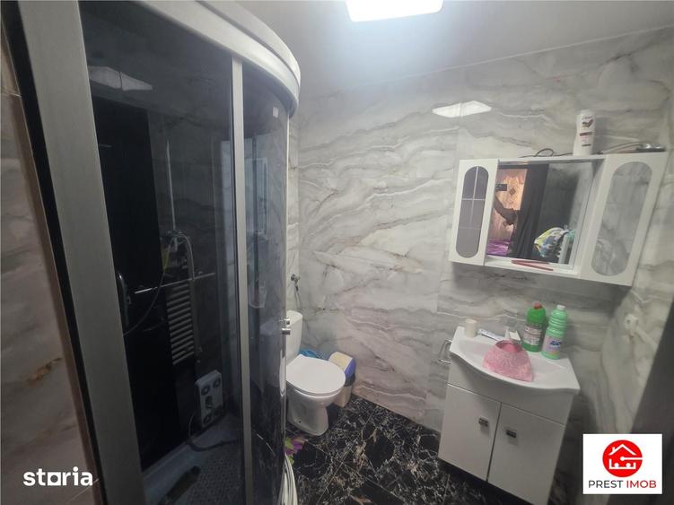 Casă cu 4 camere cu Teren 400 Mp în Pănet