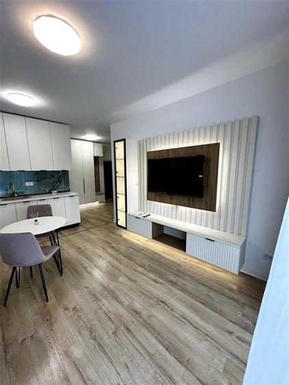Apartament cu 2 camere decomandat, mobilat în Rediu