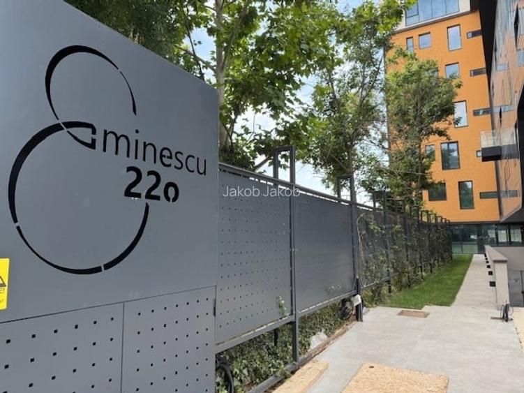 SPATIU COMERCIAL  DE LUX  -  Eminescu/Dacia