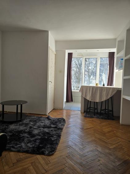 Ocazie!! Garsoniera confort 1  Circumvalațiunii langa Piata 700 etaj 1 mobilat - 2