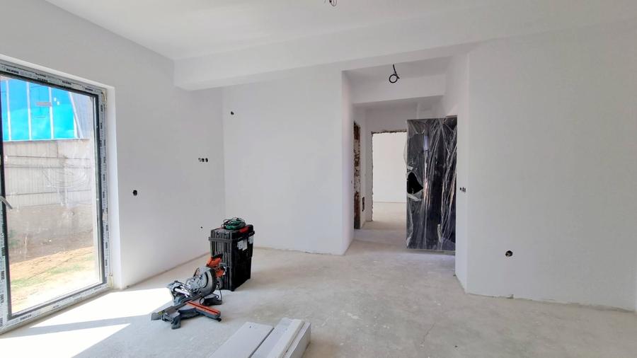 Apartament in Vila P+1 cu Patru unitati - Curte  proprie 60 Mp - 5