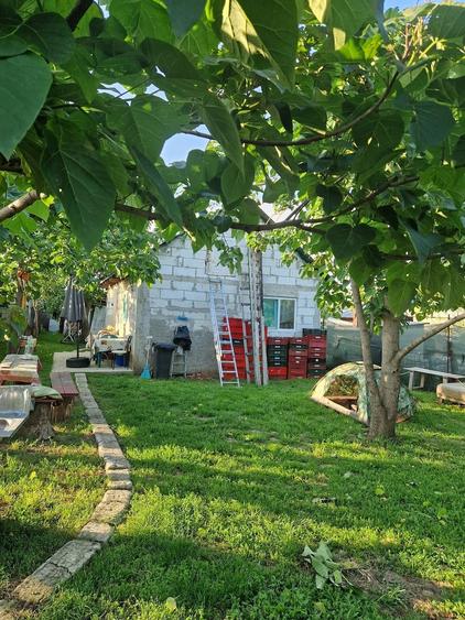 Casă cu 2 camere cu Teren 630 Mp în Măldăeni