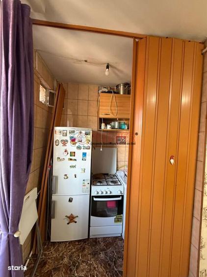 Sector 4 - Metrou Brancoveanu - Garsoniera - Ideal investitie - 3