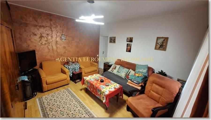 Garsoniera de inchiriat la curte zona Capitol - 9