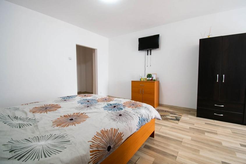 Auchan-Vitan Garsoniera 30 mp,mobilata si utilata,etaj 8/10,comision 0% - 3