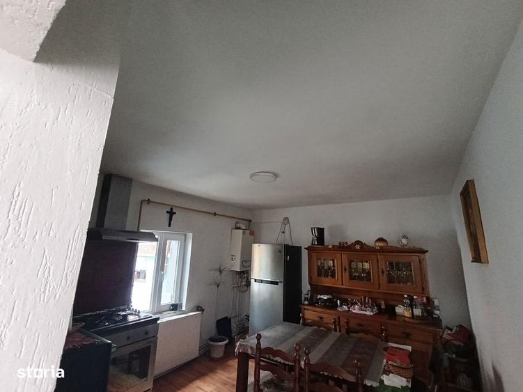 Ocazie Casa ultracentrala cu spatiu comercial Calimanesti - Caciulata - 1