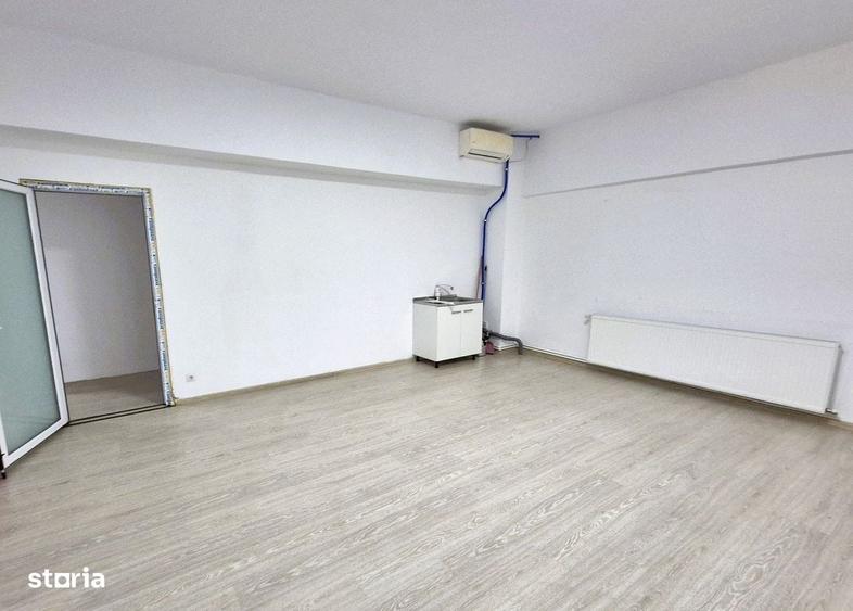 Spațiu comercial, de 35 mp, în Broscărie