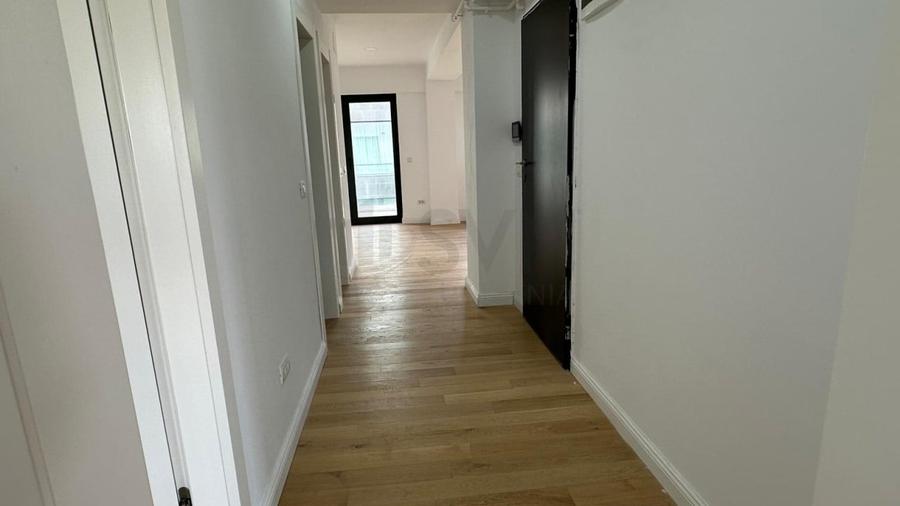 REA1019539 Apartament cu 3 camere singur pe etaj Polona - 8