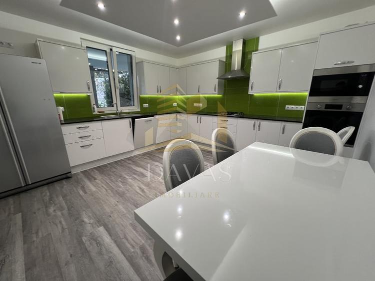 Casa cu finisaje moderne | Dambul Rotund | 6 camere - 7