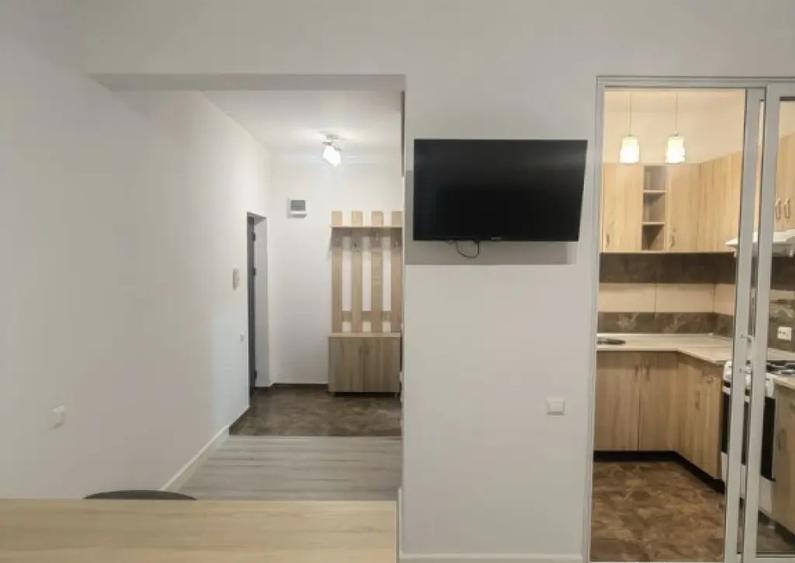 Giurgiului dedeman etaj 2 - 2