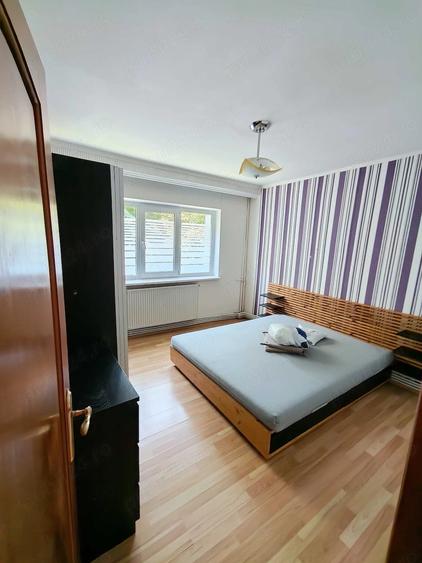 Apartament cu 3 camere decomandat în Popa Șapcă